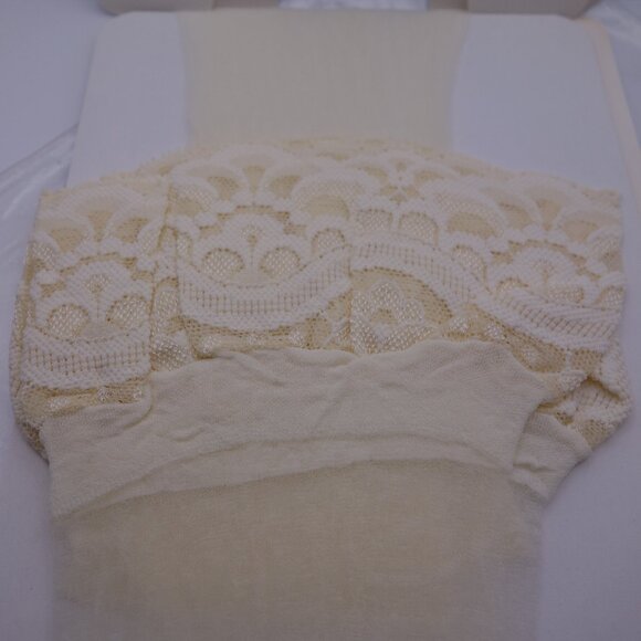 WonderBra impressions Ultra Sheer Stocking with Top Lace Band Average Alabaster - Picture 11 of 13
